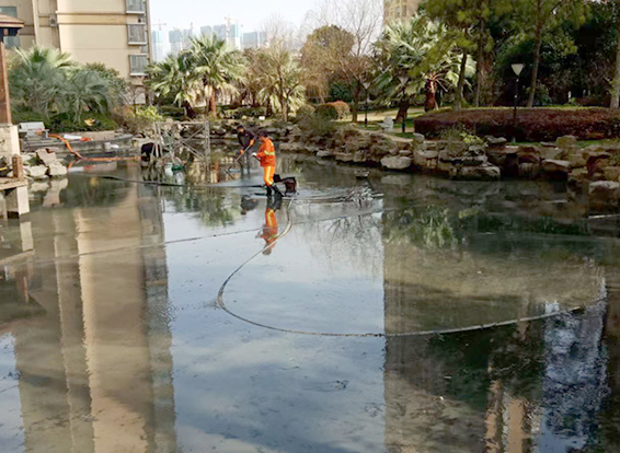 三元景观池淤泥清理