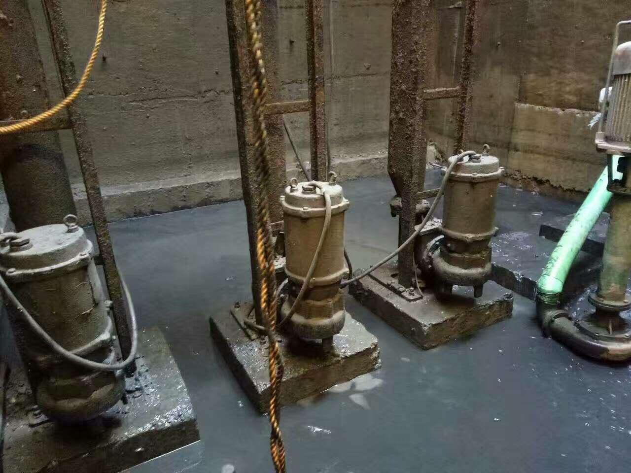 三元污水池清理