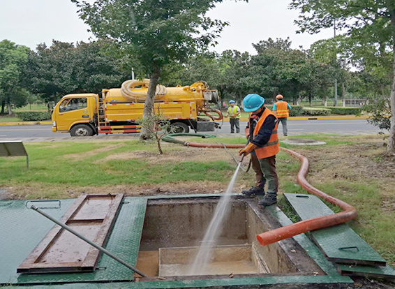 三元化油池清理